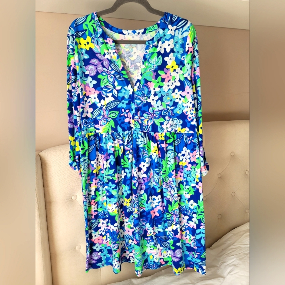 Lilly Pulitzer Vibrant Floral Long Sleeve Dress - Reposhed Item - Picture 2 of 14